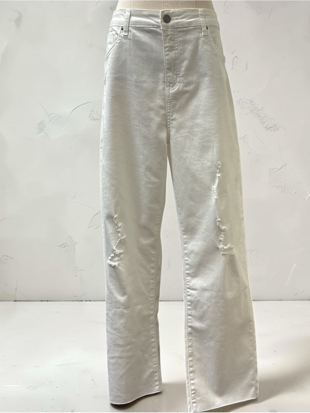 Grace & Lace White Wide-Leg Cropped Jeans